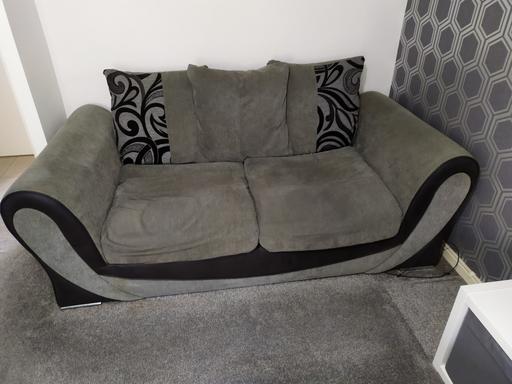 Buy & Sell South Yorkshire Sheffield - Photos for 2 seater sofa