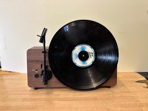 Buy & Sell West London Acton - West London - Photos for wooden Record player + Aux + Bluetooth