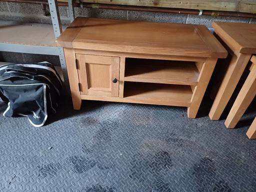 Buy & Sell Somerset Edingworth - Somerset - Photos for 2 OAK TV STANDS