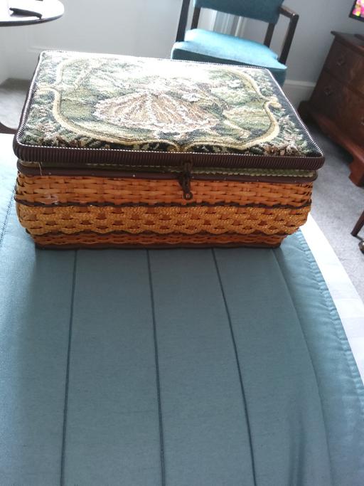 Buy & Sell South East London Blackfen - South East London - Photos for Vintage Sewing Basket