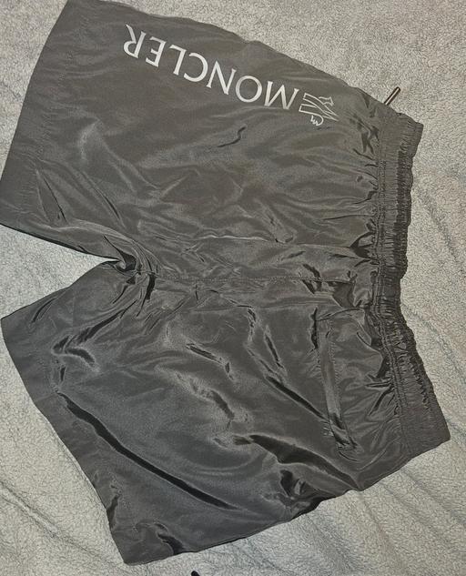 Buy & Sell West Midlands Sandwell - Photos for Moncler shorts