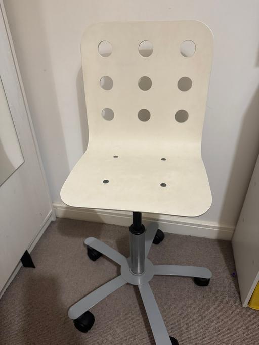 Buy & Sell Hampshire Basingstoke and Deane - Photos for IKEA JULES Children's desk chair on wheels