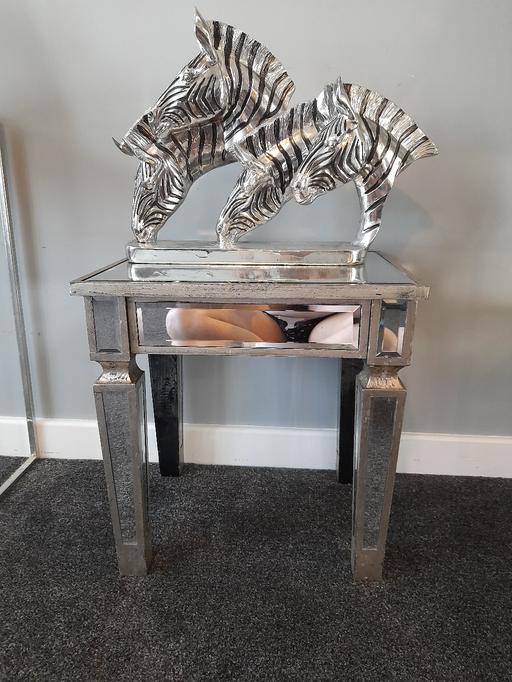 Buy & Sell Essex Southend-on-Sea - Photos for mirrored table