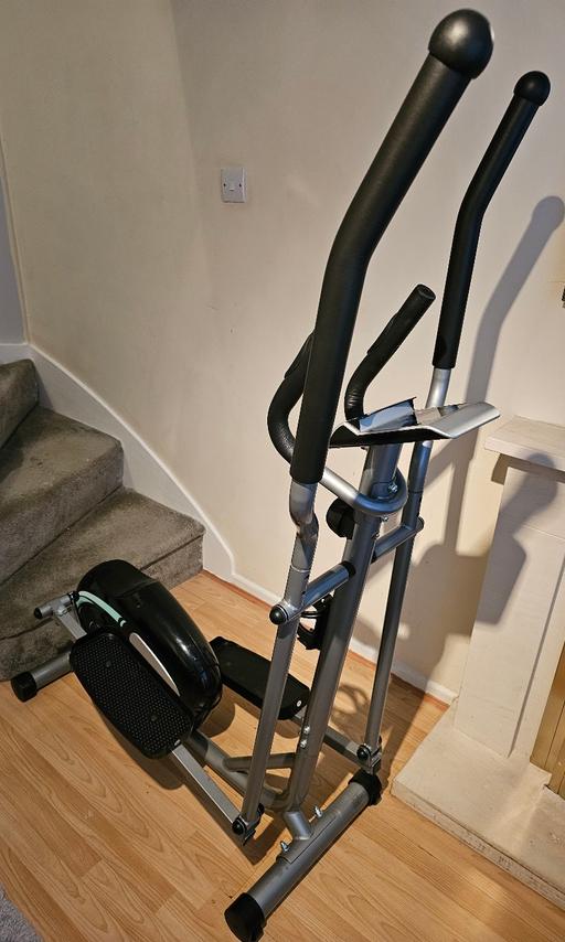 Buy & Sell South East London Lambeth - South East London - Photos for Cross trainer