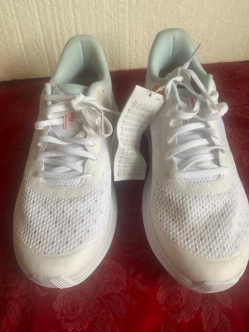 Buy & Sell West London Acton - West London - Photos for Women trainers reebok .