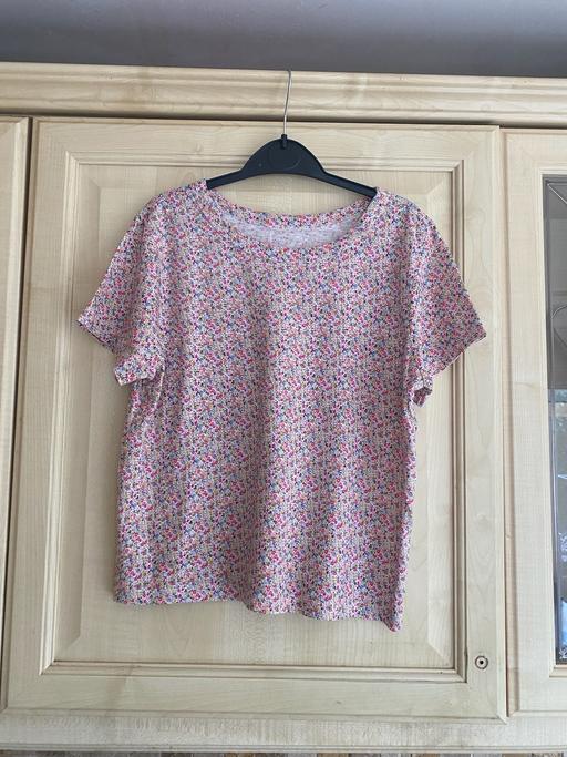 Buy & Sell West Midlands Birmingham - Photos for Women’s size 10 pink short sleeve top