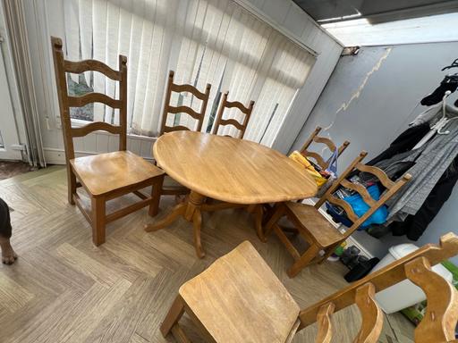 Buy & Sell Merseyside Knowsley - Photos for Table and 6 chairs