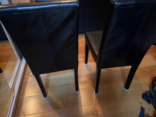 Buy & Sell South West London Sutton - Photos for Chairs