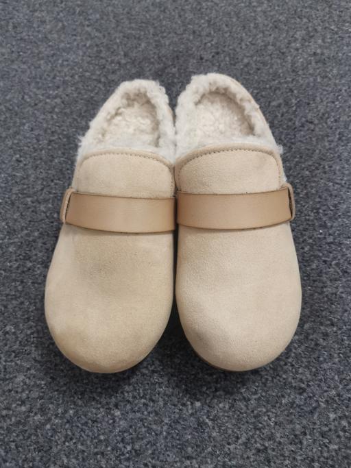 Buy & Sell Wokingham Arborfield Green - Reading - Photos for slippers