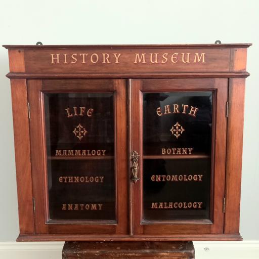 Buy & Sell Hertfordshire East Hertfordshire - Photos for Antique Mahogany Bookcase / Display Cabinet