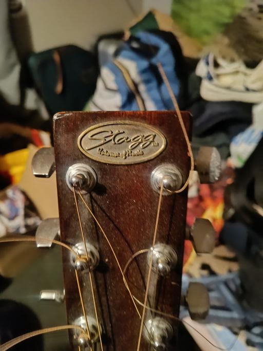 Buy & Sell South West London Nine Elms - South West London - Photos for guitar