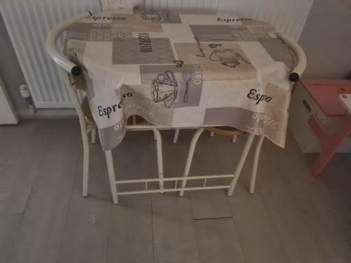 Buy & Sell West Midlands Solihull - Photos for compact dining table and chairs