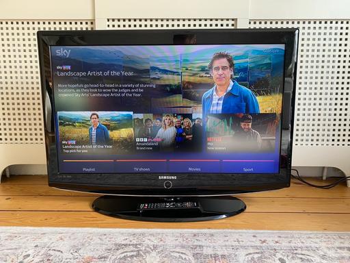 Buy & Sell Surrey Elmbridge - Photos for Samsung 37 inch TV