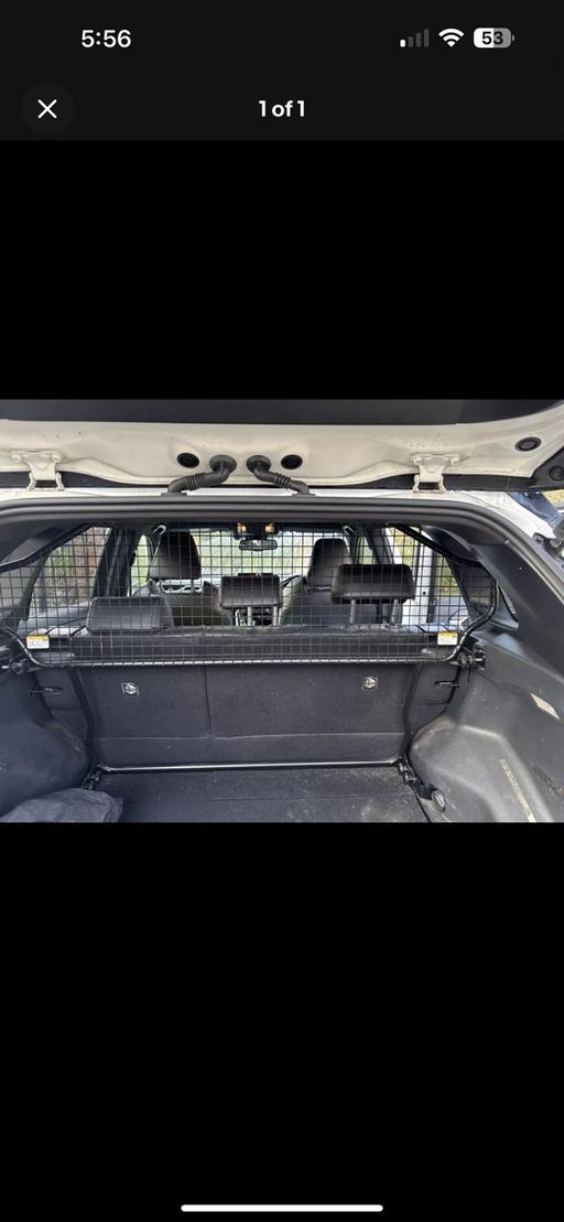 Vehicles West Midlands Sandwell - Photos for toyota rav 2021 dog guard