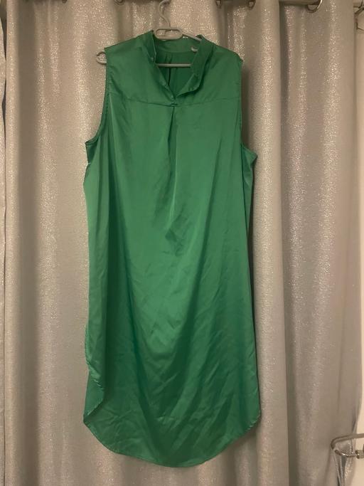 Buy & Sell North West London Brent Park - North West London - Photos for Green Sleeveless Top