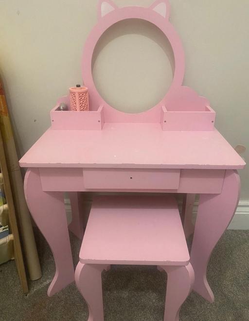 Buy & Sell East London Seven Kings - East London - Photos for Girls Dressing Table & Stool