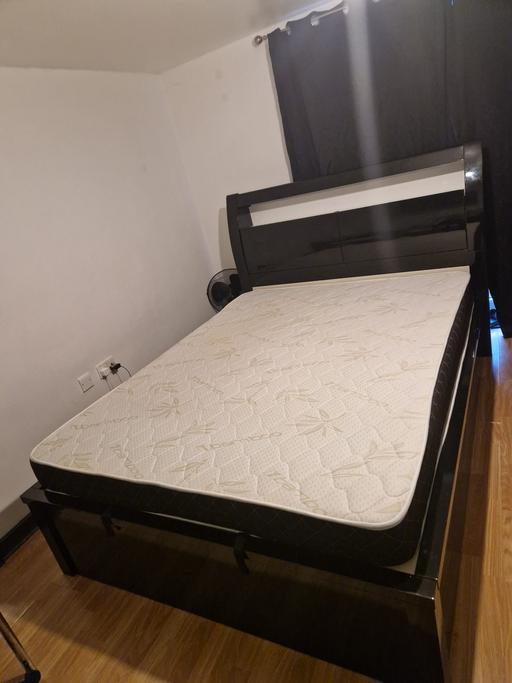 Buy & Sell North West London Queen`s Park - North West London - Photos for Double Storage Bed With Double Mattress