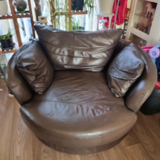 Buy & Sell Greater Manchester Stockport - Photos for Brown Full Leather Love Seat/Sofa