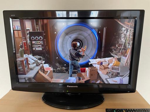 Buy & Sell Staffordshire Stoke-on-Trent - Photos for Panasonic 26” TV TX-L26X20B with Remote