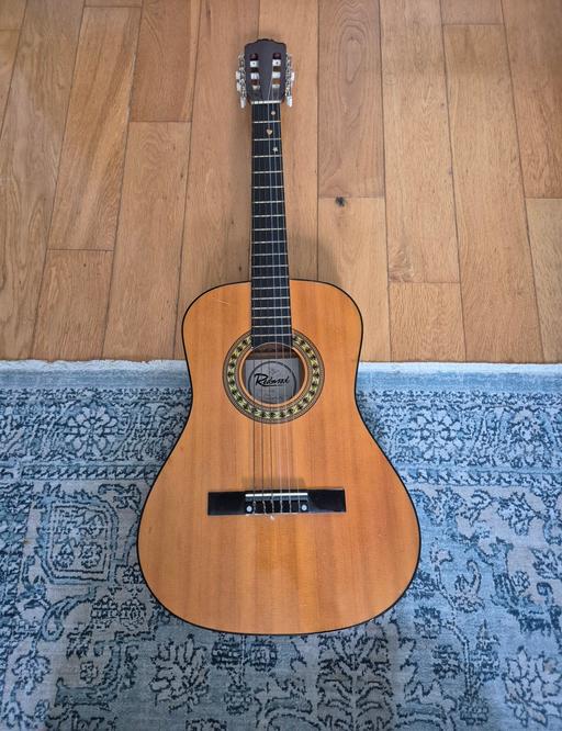 Buy & Sell East London Leamouth - East London - Photos for Acoustic Guitar Used