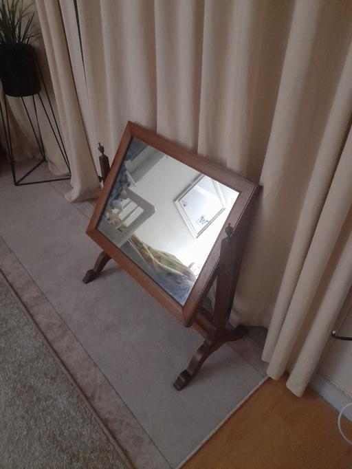 Buy & Sell South East London Walworth - South East London - Photos for Antique dressing table mirror