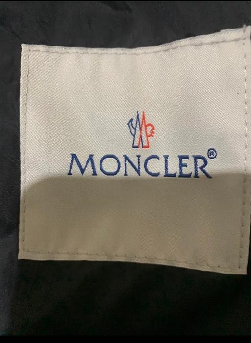 Buy & Sell South East London Lewisham - Photos for Men’s Moncler windbreaker used