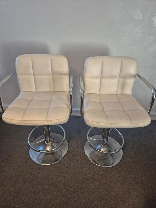 Buy & Sell Essex Rochford - Photos for cream bar stool x2