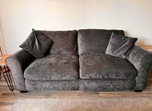 Buy & Sell North West London Baker Street - North West London - Photos for Two Sofas