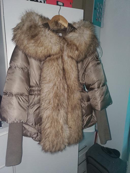 Buy & Sell Reading Tilehurst - Reading - Photos for Pretty fur jacket puffa