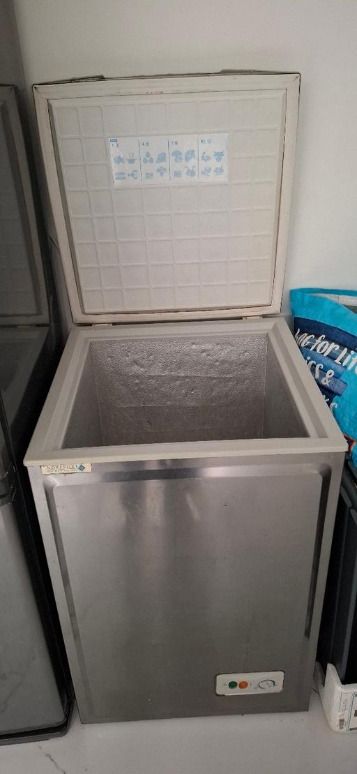 Buy & Sell West Midlands Dudley - Photos for Small deep freezer