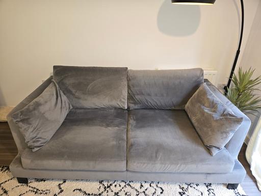 Buy & Sell Kent Tonbridge and Malling - Photos for Dwell Lugano 3 Seater Grey Velvet Sofa