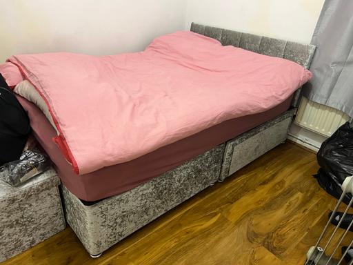 Buy & Sell East London Cubitt Town - East London - Photos for Double bed