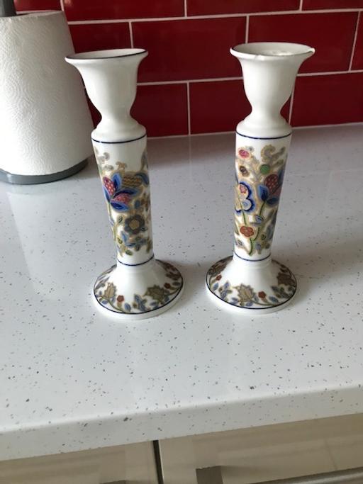 Buy & Sell Warwickshire Nuneaton and Bedworth - Photos for Two Pearl China Candle Holders