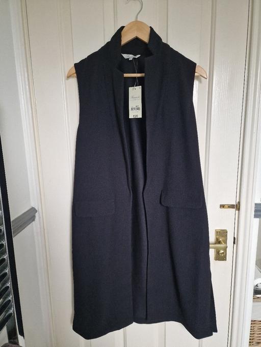 Buy & Sell Bedfordshire Luton - Photos for Black Sleeveless Duster Jacket