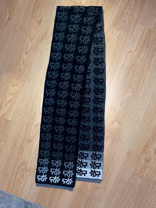 Buy & Sell East London Havering - Photos for DKNY scarf