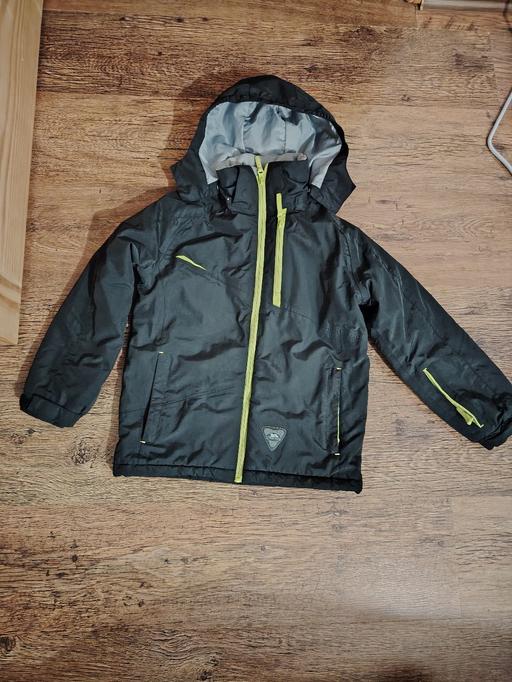 Buy & Sell Staffordshire Stoke-on-Trent - Photos for Black boys tresspass jacket 7 8 years