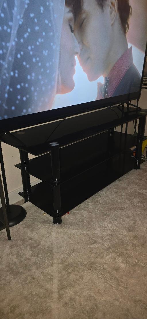 Buy & Sell Wiltshire Swindon - Photos for AVF Glass Up to 65 Inch TV Stand - Black