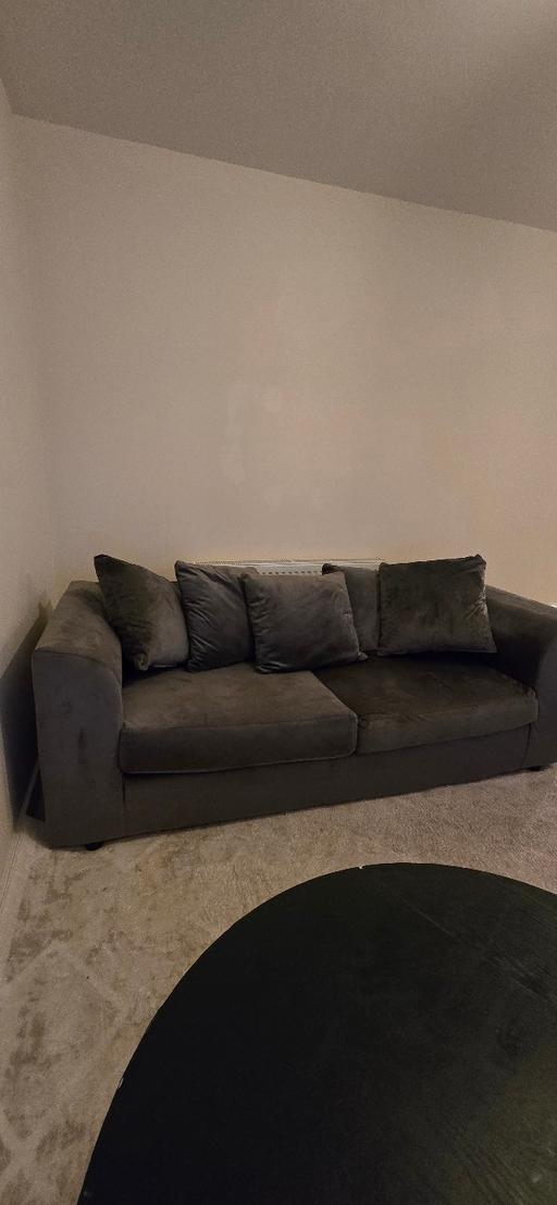 Buy & Sell Wiltshire Swindon - Photos for 2+3 Seat Sofa