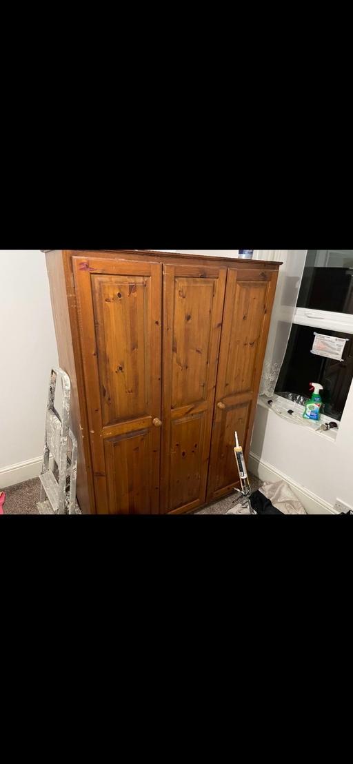 Buy & Sell West Midlands Birmingham - Photos for 3dooe wooden large wardrobe