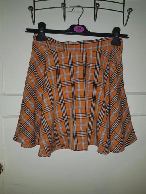 Buy & Sell West Midlands Walsall - Photos for Orange skirt size 8