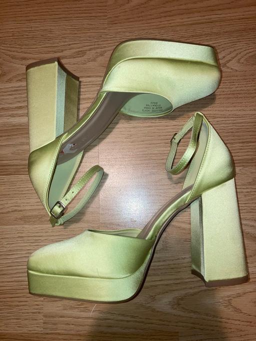 Buy & Sell West Midlands Walsall - Photos for Primark lime green platform heels size 6