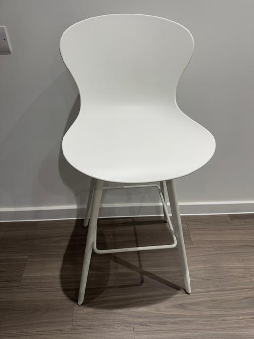 Buy & Sell Barnet Mill Hill East Station - Barnet - Photos for BoConcept barstool