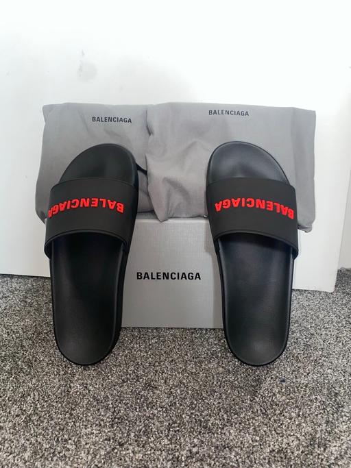 Buy & Sell Hampshire Portsmouth - Photos for BALENCIAGA LOGO MENS SLIDES - SIZE 8