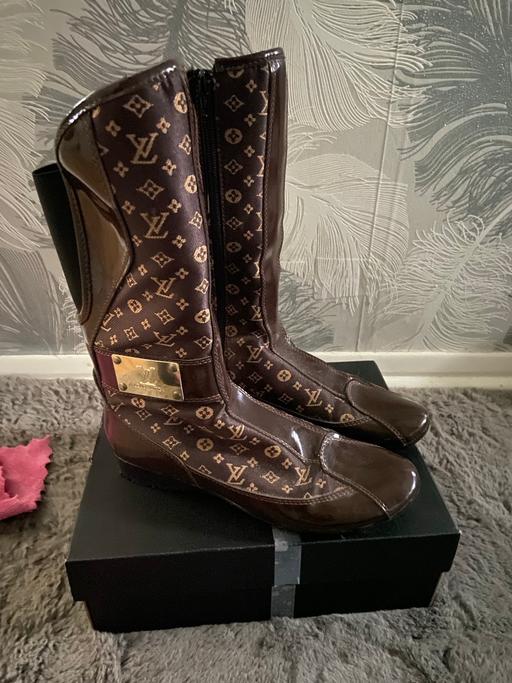 Buy & Sell Surrey Epsom and Ewell - Photos for Mid calf boots