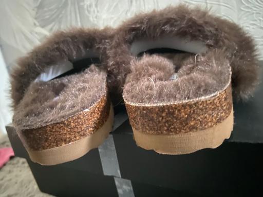 Buy & Sell Surrey Epsom and Ewell - Photos for Memory foam slippers