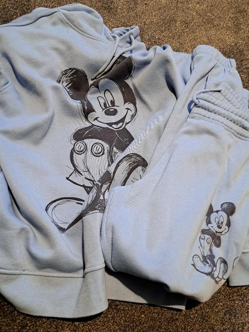 Buy & Sell Surrey Runnymede - Photos for mickey mouse tracksuit