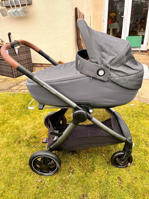 Buy & Sell Merseyside Sefton - Photos for Maxicosi Adorra Pram and Jade carry cot