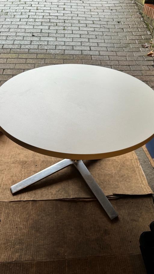 Buy & Sell East London Wapping - East London - Photos for Round Small office tea table for sale