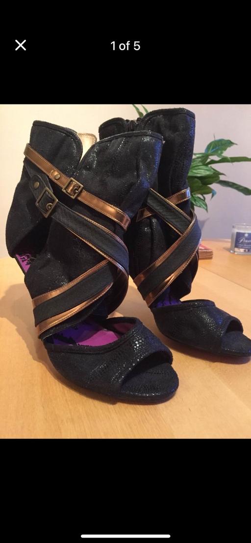 Buy & Sell West Midlands Solihull - Photos for (227) Next gladiator shoes, size 8/42, new!