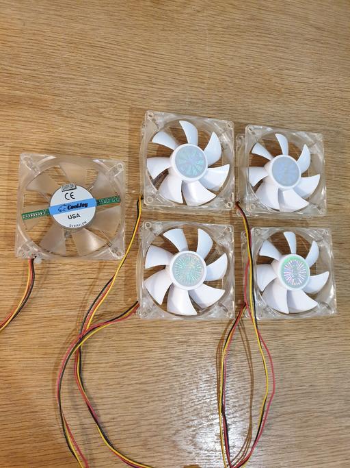 Buy & Sell South Yorkshire Barnsley - Photos for Bundle of 5 LED 80mm PC Fans